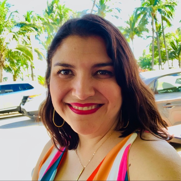 Meet your Posher, Gina - Picture 1 of 1